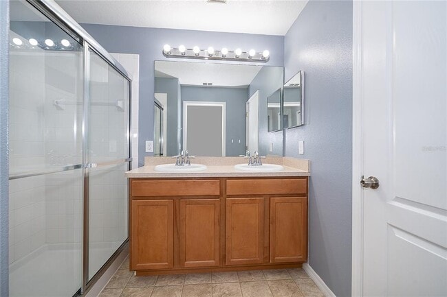 Building Photo - 2942 Rodrick Cir