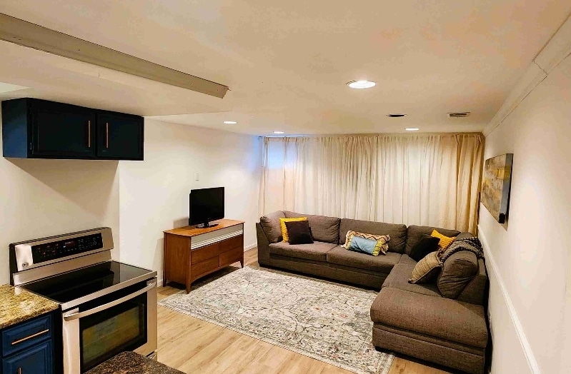 Building Photo - 4910 Cranford Terrace