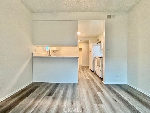 Building Photo - 16531 Alliance Ave