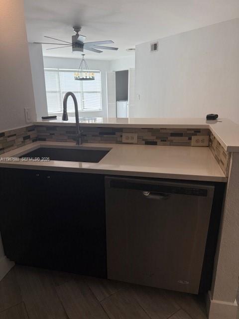 Building Photo - 565 Vista Isles Dr