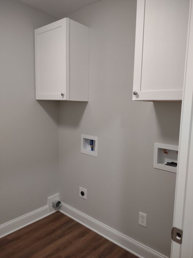 Building Photo - JUST REDUCED!! PLUS..***Move in Special..1...