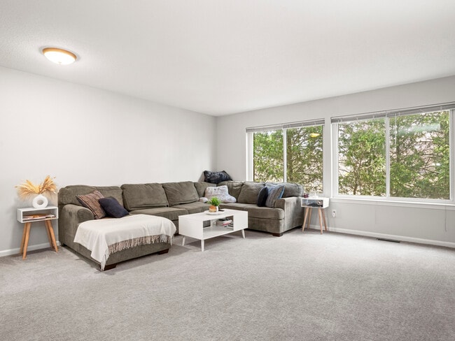 Building Photo - 1611 Washington Blvd