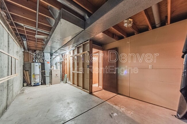Building Photo - 16565 E Girard Ave