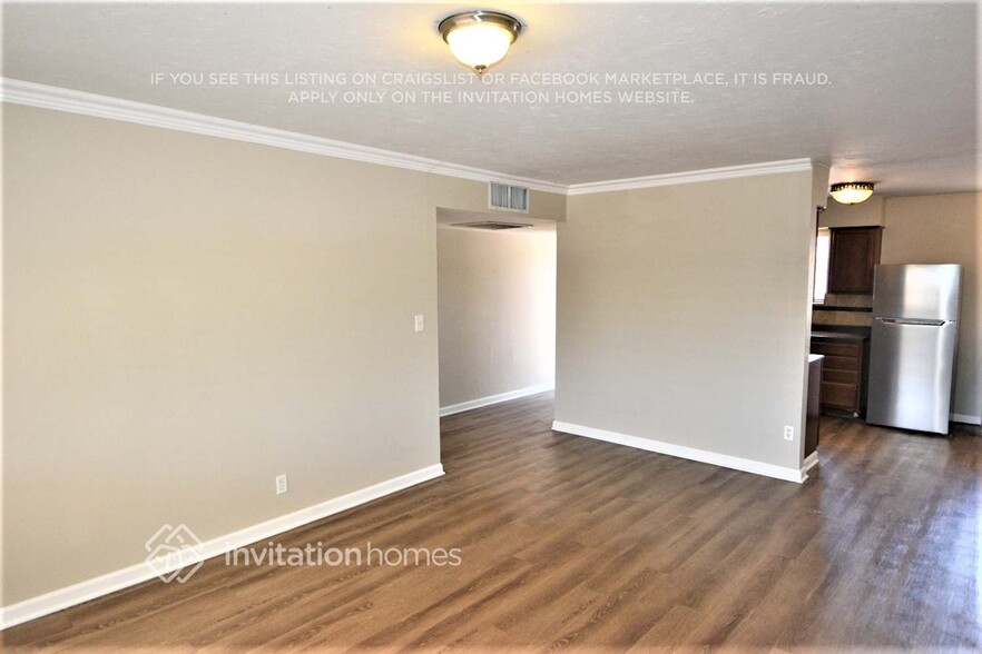 Building Photo - 8520 N 33rd Dr