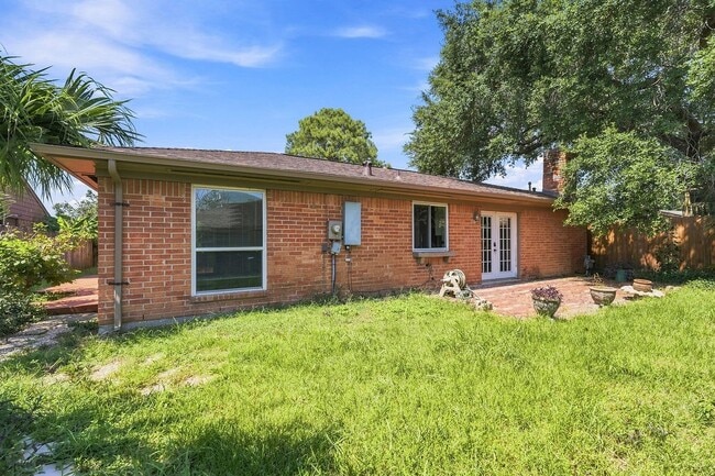 Building Photo - 15706 Cavendish Dr