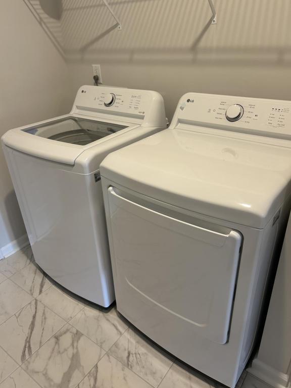 Building Photo - 748 Isle Verde Dr