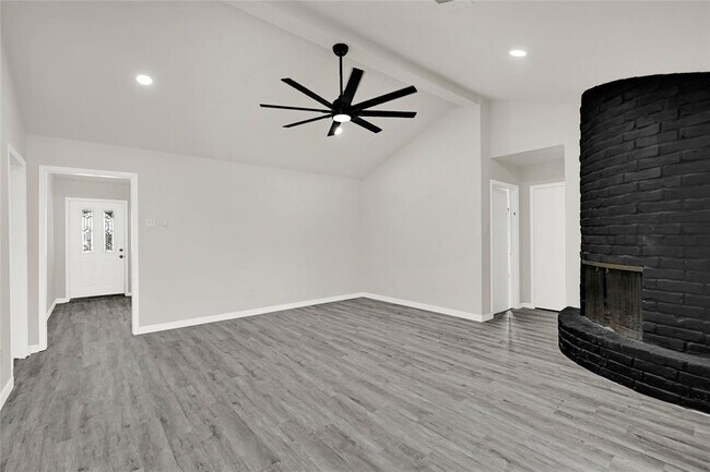 Building Photo - 11807 Oceanview St