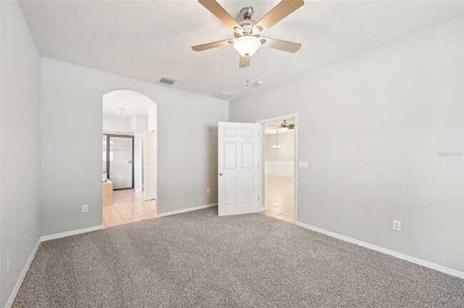 Building Photo - 12612 Avelar Creek Dr