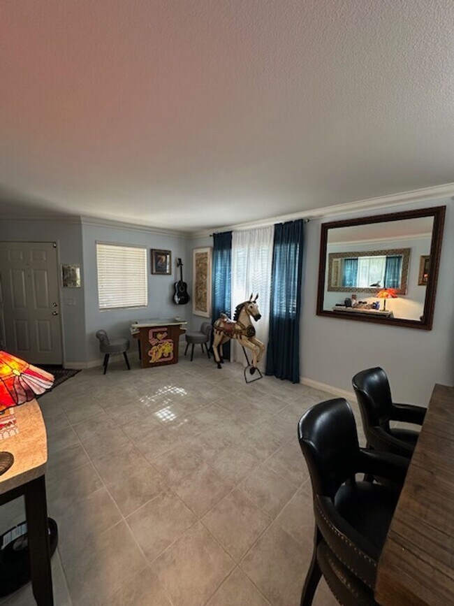 Building Photo - Upgraded Hallmark home on quiet cul-de-sac in a private community!