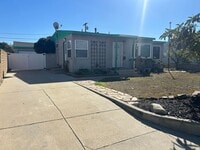 Building Photo - Lovely house for rent: 4 bed 1.75 bath in ...