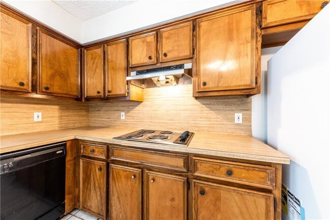 Building Photo - 1706 Onion Creek Village Dr
