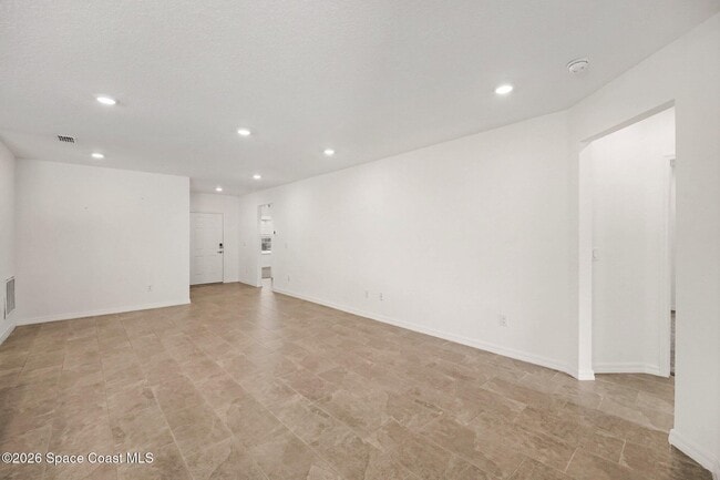 Building Photo - 849 Brookview Ln