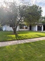 Building Photo - 330 Cambridge Rd