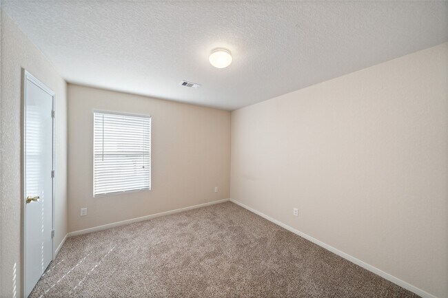 Building Photo - 14822 Juniper Dale Ct