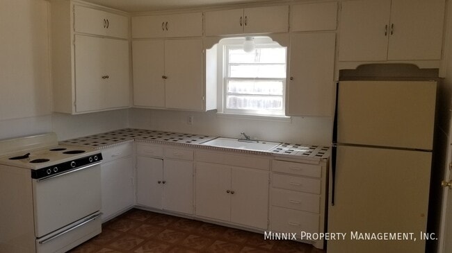 Building Photo - 4010 32nd St