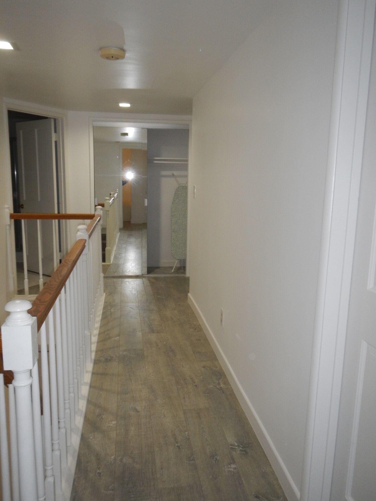 Building Photo - 540 Kelton Ave