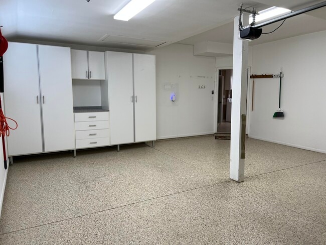 Building Photo - 2271 Edenderry Dr