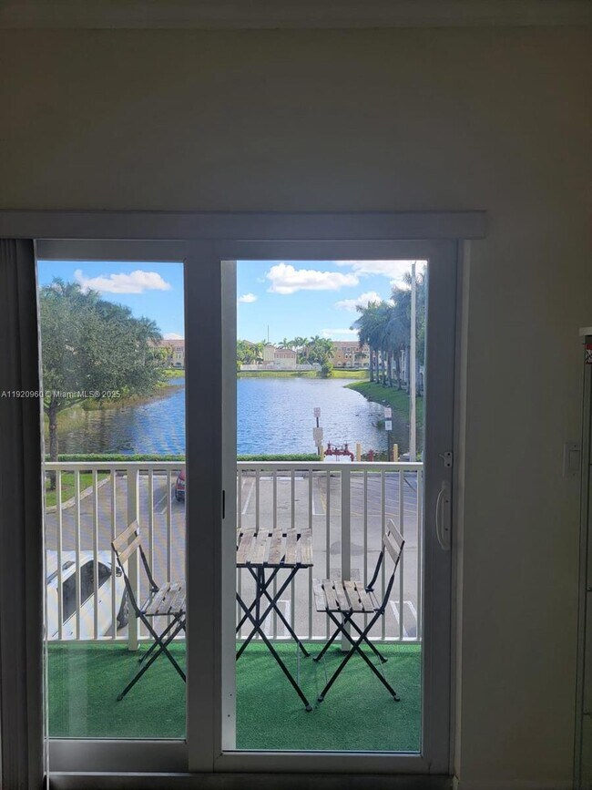 Building Photo - 10870 NW 88th Terrace