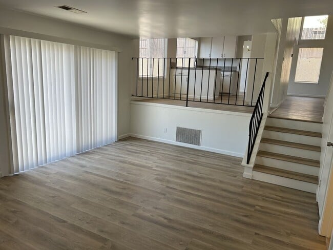 Building Photo - Remodeled 4 Bedroom, 2.5 Bath Home