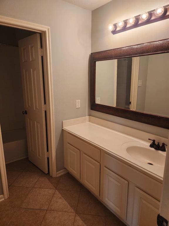 Building Photo - 16935 Jelly Park Stone Dr
