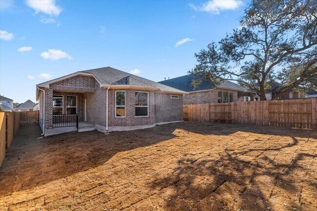 Building Photo - 133 Grn Knl Ln