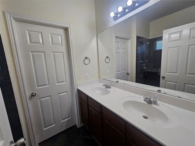 Building Photo - 10028 Milla Cir