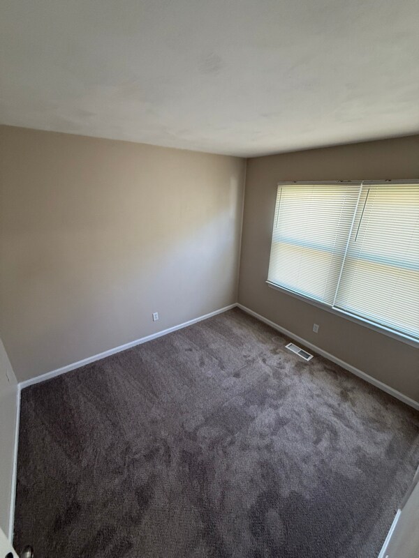 Building Photo - 4768 Old Hickory Rd