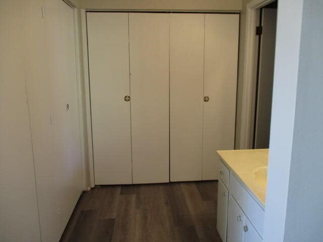 Building Photo - 5 Hidden Cove Cir