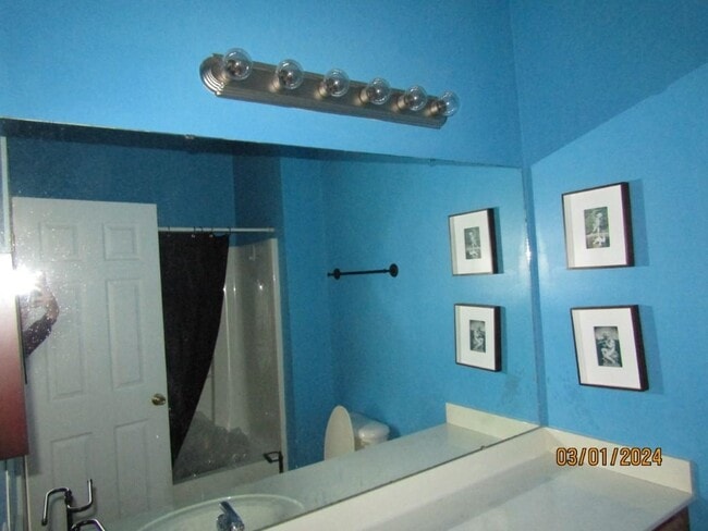 Building Photo - 2057 Silvercrest Dr