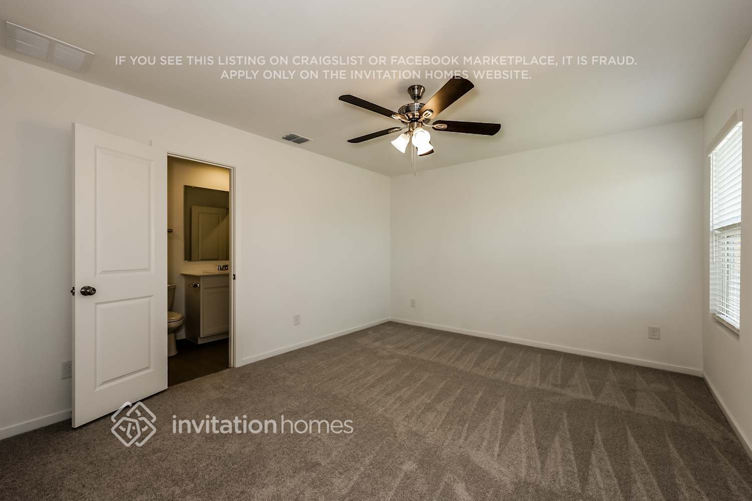 Building Photo - 1410 Merlin Blf St