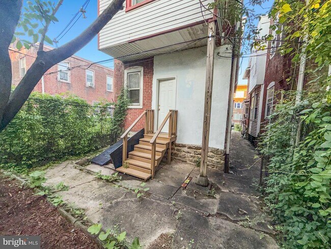 Building Photo - 4832 N Camac St
