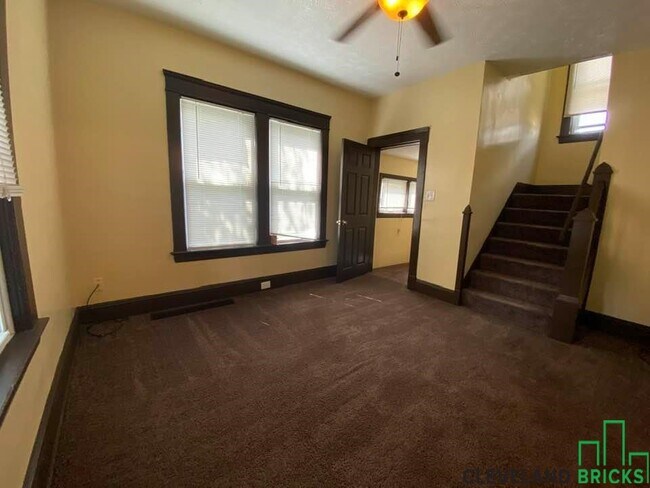 Building Photo - 4223 Bridge Ave