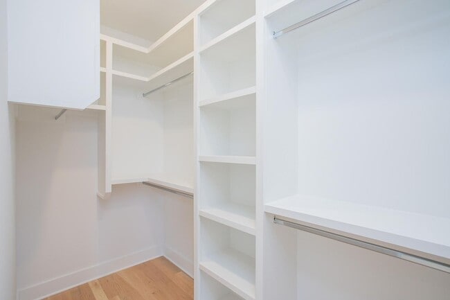 Building Photo - 1611 Century St