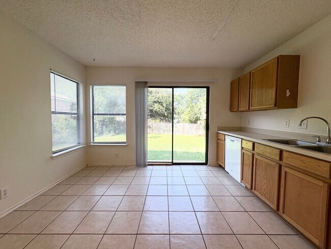 Building Photo - 8332 Montoya Cir