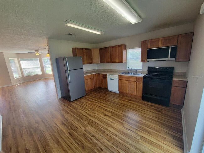 Building Photo - 1849 Van Allen Cir
