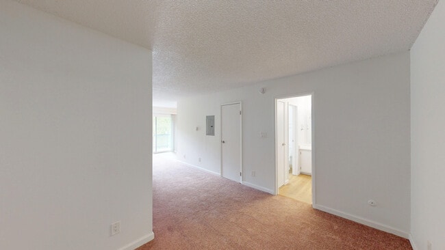 Building Photo - 541 Alameda del Prado