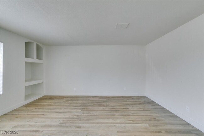 Building Photo - 6932 Kilgore Dr