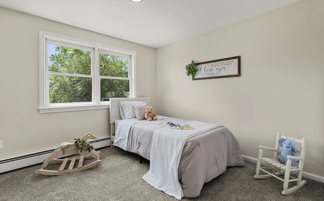 Building Photo - 23 Whitten St