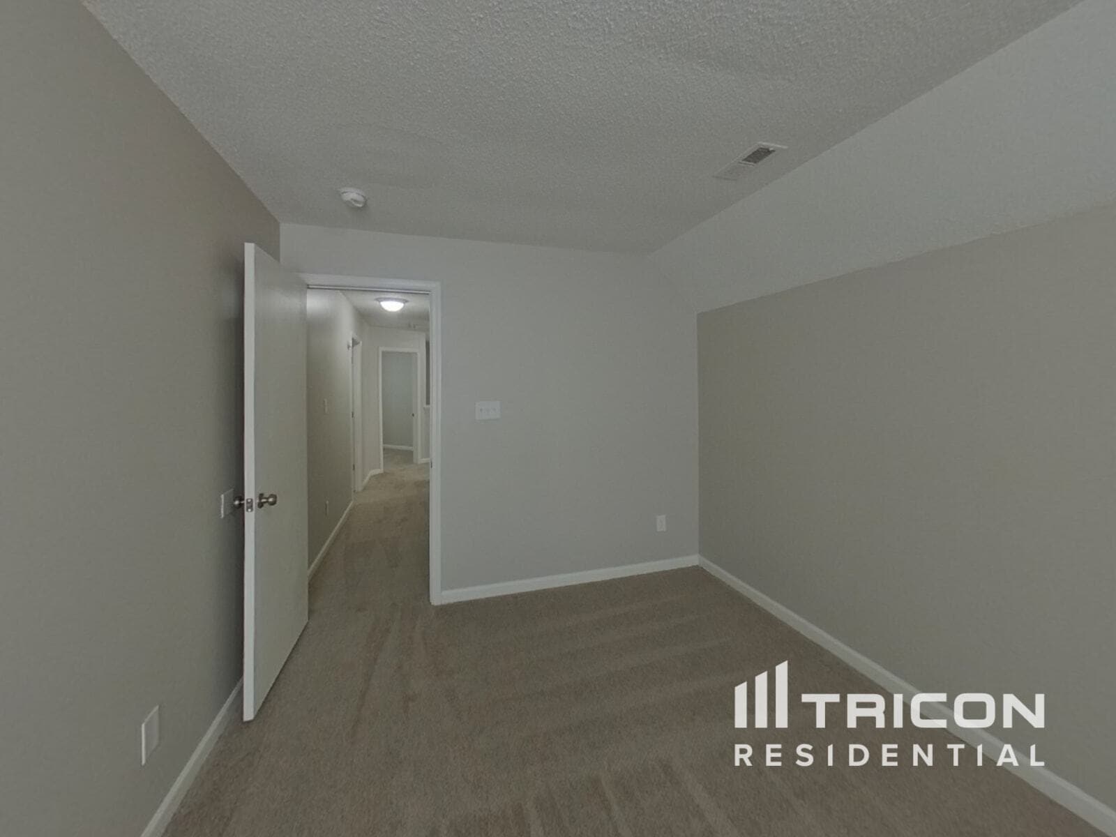 Building Photo - 113 Camforth Dr