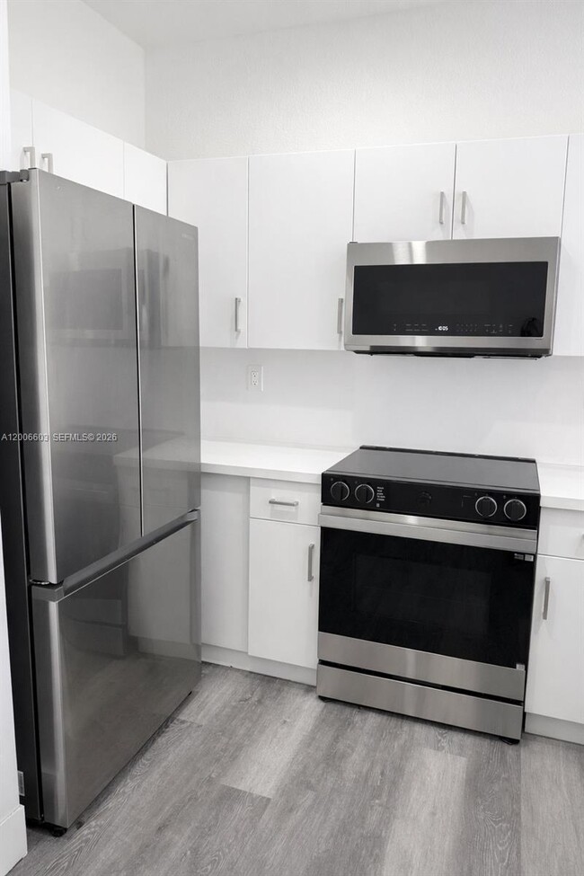 Building Photo - 17820 NW 73rd Ave