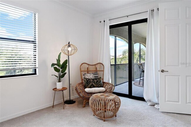 Building Photo - 5843 Wake Forest Run