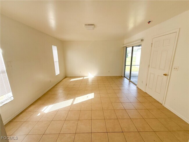 Building Photo - 809 Sea Urchin Cir
