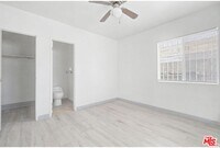 Building Photo - 12015 S Willowbrook Ave