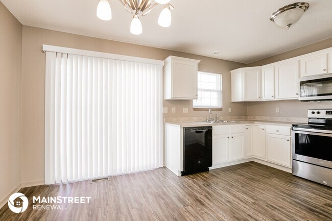 Building Photo - Welcome Home!