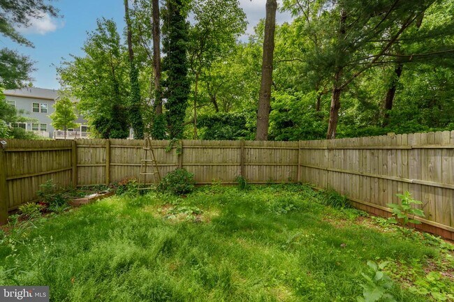 Building Photo - 9515 Quarry Bridge Ct