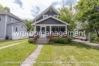 Building Photo - 4 bed 1 bath home in West Toledo