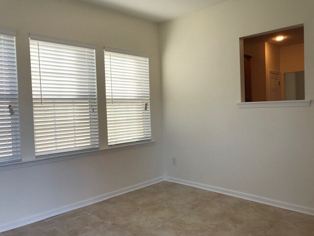 Building Photo - 10339 Samuels Way Dr