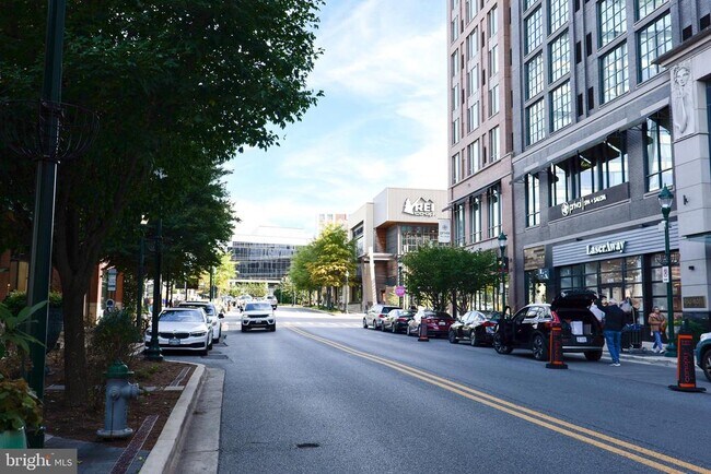 Building Photo - 11801 Rockville Pike