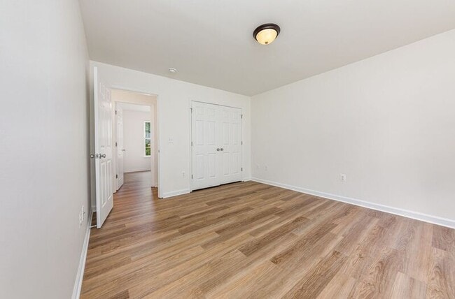 Building Photo - 268 American Dr