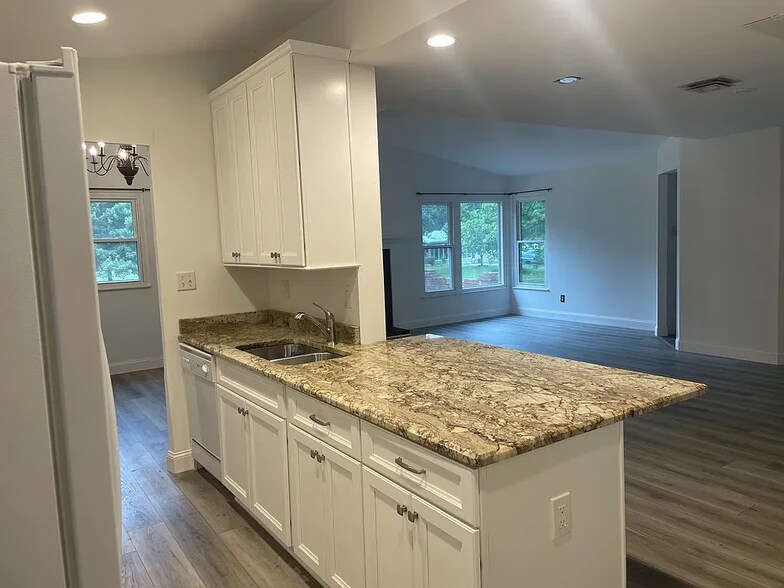 Building Photo - 2526 Trossock Ln